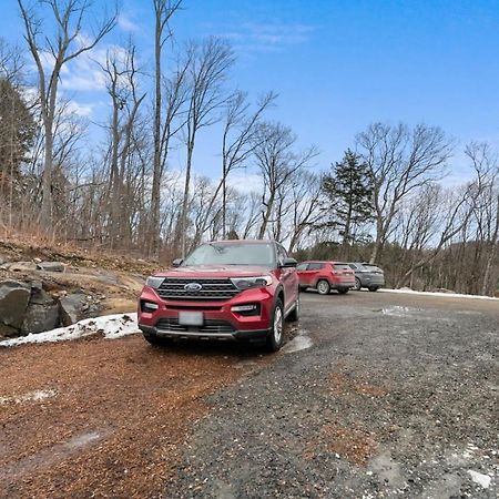 Muskoka Retreat Stunning Hilltop Views هانتسفيل المظهر الخارجي الصورة